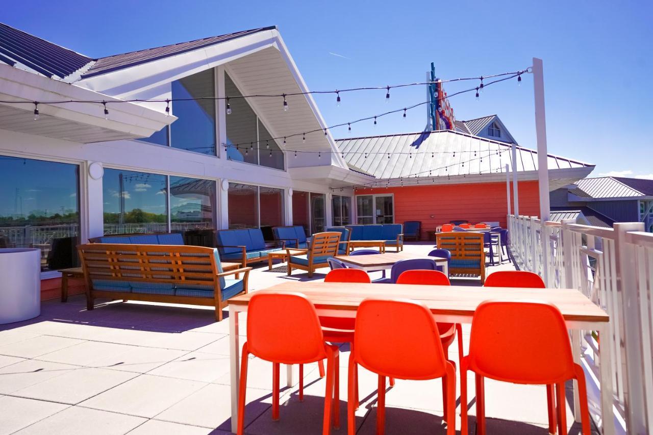 Castaway Bay By Cedar Point Resorts Sandusky Exterior photo